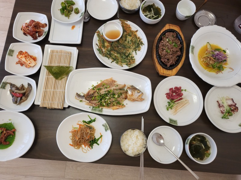 애견동반 개별룸 경주 맛집 진수성찬