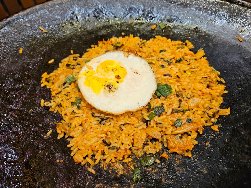 삼겹살이 맛있는 솥고집 (애견동반) 