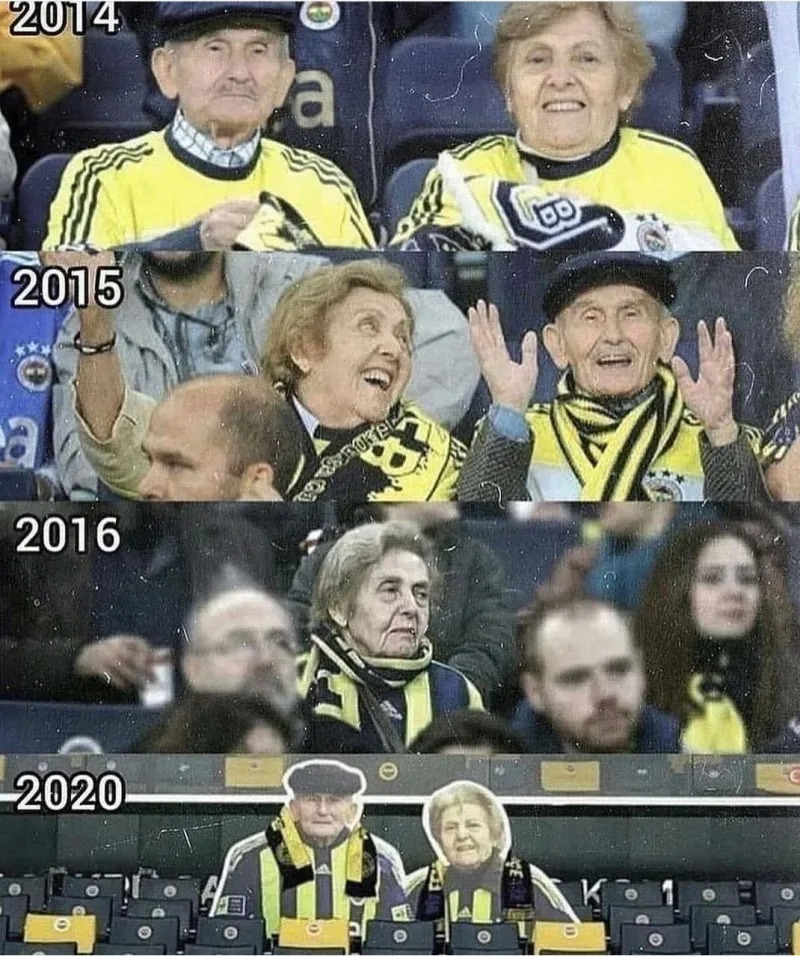 한 경기장에서 몇 년간 찍힌 노부부