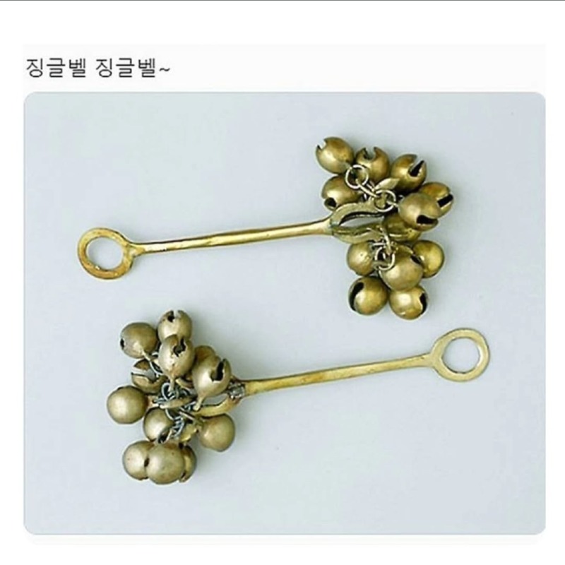 어딘가 좀 이상한 크리스마스 장식 