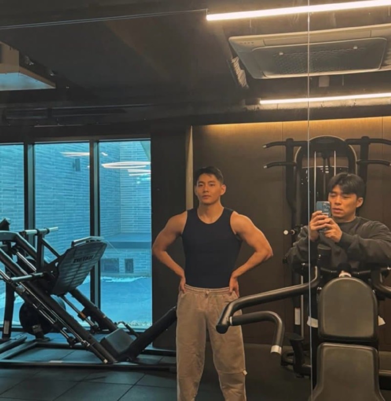 올해 6월에 전역한다는 뷔 근황