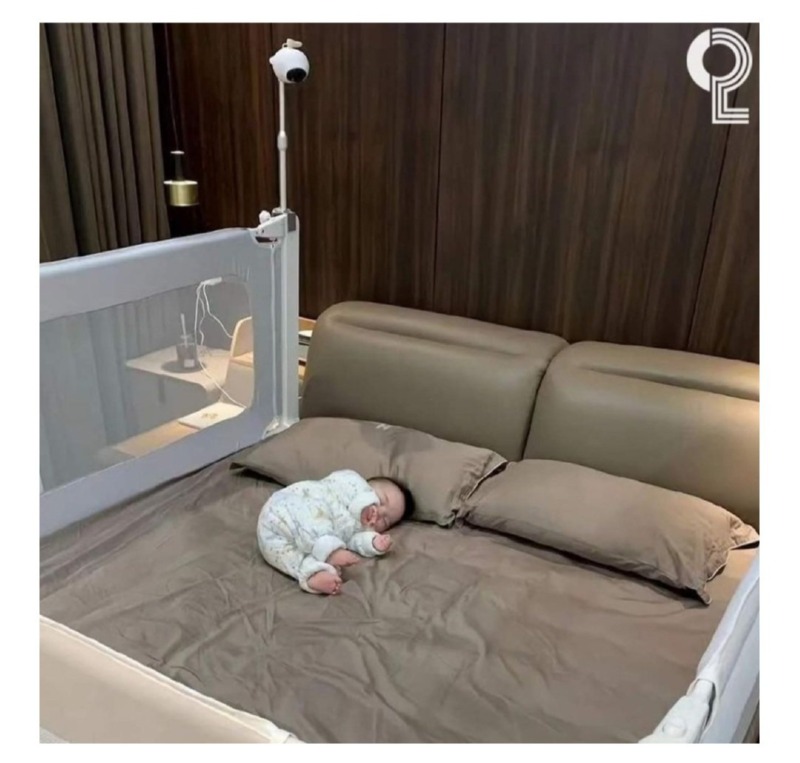 귀여운 아기 뒷모습 