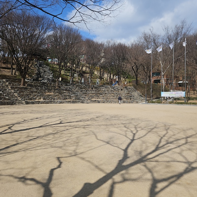산기슭 (1).jpg
