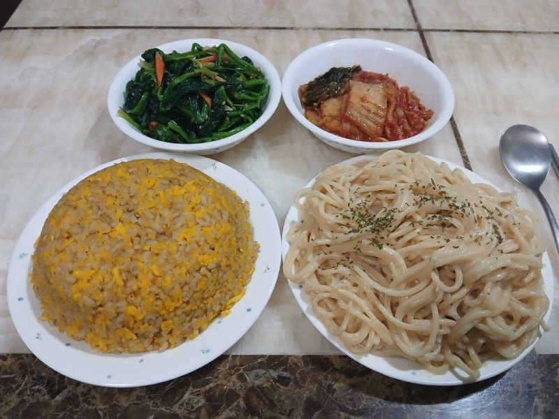 요즘 핫한 볶음밥 펨붕이 