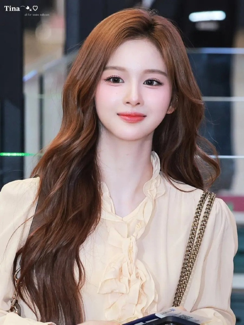 설윤 출국 현장 