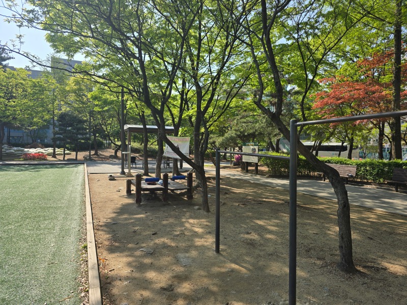 서낭당근린공원, 등촌동 도심한가운데 근린공원산책