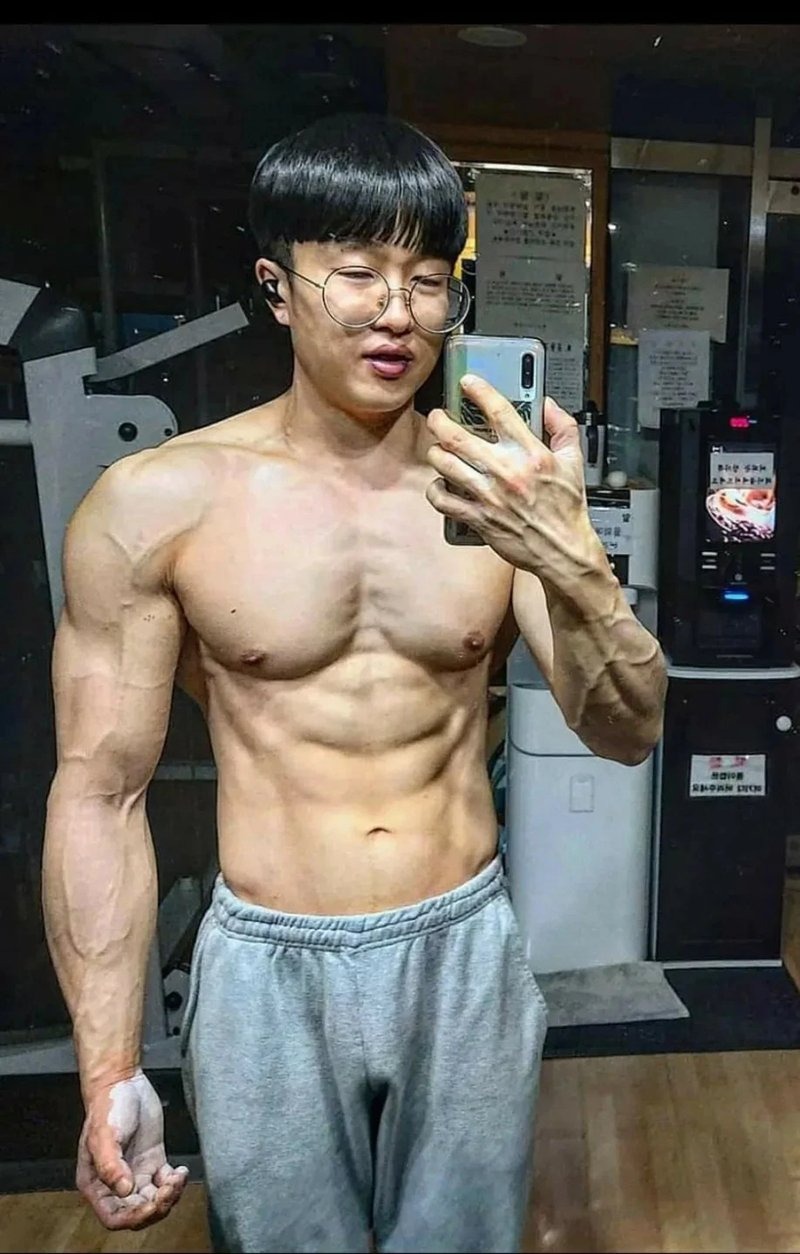 한때 유명했던 어둠의 노진구씨 근황 